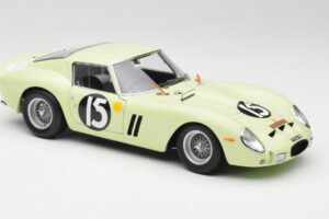 Ferrari 250 GTO #15 S. Moss / I. Ireland Goodwood Tourist Trophy Winner 1962 Kyosho 1:18 08438C Metal - imaginea 6 din 8