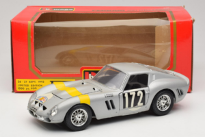 Ferrari 250 GTO #172 L. Bianchi / G. Berger Tour de France 1962 Argintiu Ediție Limitată Bburago 1:18 3011-S1 Metal - imaginea 8 din 8