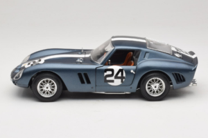 Ferrari 250 GTO #24 Albastru Dungă Albă 1962 Bburago 1:18 3011-B2 Metal - imaginea 4 din 8
