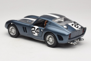 Ferrari 250 GTO #24 Albastru Dungă Albă 1962 Bburago 1:18 3011-B2 Metal - imaginea 7 din 8