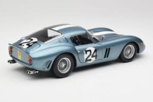 Ferrari 250 GTO #24 P. Rodriguez 12 Hours of Sebring GT3.0 Winner 1962 Kyosho 1:18 08438D Metal - imaginea 3 din 8