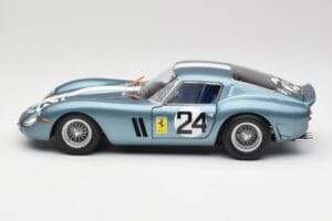 Ferrari 250 GTO #24 P. Rodriguez 12 Hours of Sebring GT3.0 Winner 1962 Kyosho 1:18 08438D Metal - imaginea 4 din 8