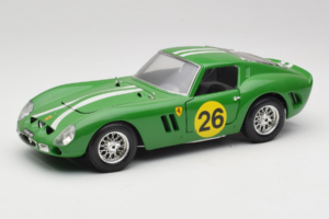 Ferrari 250 GTO #26 Verde Dungi Albe 1962 Bburago 1:18 3011-G3 Metal