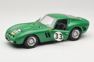 Ferrari 250 GTO #33 Verde Bburago 1:18 3011-G1 Metal - imaginea 2 din 8