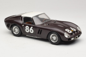 Ferrari 250 GTO #86 Negru Bburago 1:18 3011-B1 Metal - imaginea 6 din 8
