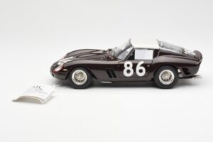 Ferrari 250 GTO #86 Targa Florio 1962 CMC 1:18 M-156 Metal - imaginea 3 din 6