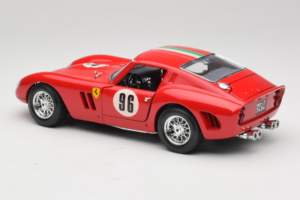 Ferrari 250 GTO #96 Roșu 1962 Bburago 1:18 3011-N1 Metal - imaginea 7 din 8