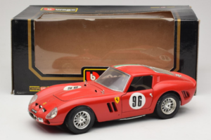 Ferrari 250 GTO #96 Roșu Steag Italian 1962 Bburago 1:18 3011-P2 Metal - imaginea 8 din 8