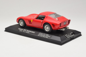 Ferrari 250 GTO Roșu Replacement Stand Exclusive Cars 1:18 EC005 Metal - imaginea 7 din 8