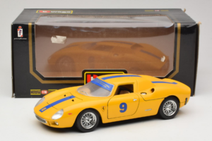 Ferrari 250 LM #9 Galben 1965 Bburago 1:18 3033-Y1 Metal - imaginea 8 din 8