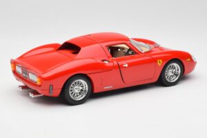 Ferrari 250 Le Mans Roșu Bburago 1:18 3033 Metal - imaginea 3 din 8