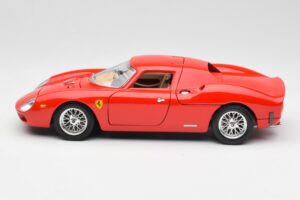 Ferrari 250 Le Mans Roșu Bburago 1:18 3033 Metal - imaginea 4 din 8