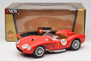 Ferrari 250 Testa Rossa #17 Roșu 1957 Bburago 1:18 3007-R4 Metal - imaginea 8 din 8
