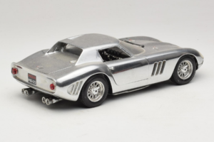 Ferrari 275 GTB Chrome Argintiu Guiloy 1:18 B004 Metal - imaginea 3 din 8