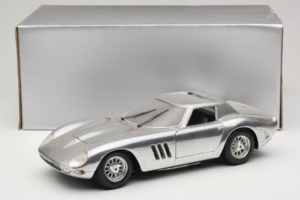 Ferrari 275 GTB Chrome Argintiu Guiloy 1:18 B004 Metal - imaginea 8 din 8