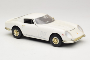Ferrari 275 GTB/4 Alb ERTL 1:18 7493 Metal - imaginea 6 din 8