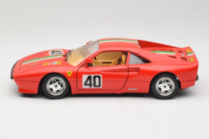 Ferrari 288 GTO #40 Roșu Steag Italian 1984 Bburago 1:18 3027-P1 Metal - imaginea 4 din 8