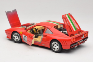 Ferrari 288 GTO #40 Roșu Steag Italian 1984 Bburago 1:18 3027-P1 Metal - imaginea 5 din 8