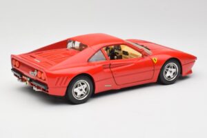 Ferrari 288 GTO Roșu Bburago 1:18 3027 Metal - imaginea 3 din 8