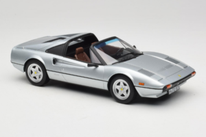 Ferrari 308 GTS Argintiu Norev 1:18 187934 Metal - imaginea 5 din 7