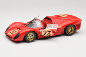 Ferrari 330 P4 #23 L. Bandini / C. Amon 24 Hours of Daytona Winner 1967 Revell 1:18 48833 Metal - imaginea 2 din 8