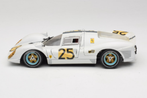 Ferrari 330 P4 #25 Alb Revell 1:18 48845 Metal - imaginea 4 din 8