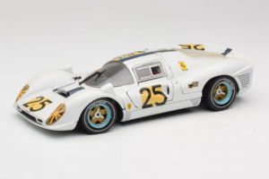 Ferrari 330 P4 #25 Alb Revell 1:18 48845 Metal