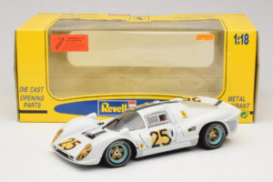 Ferrari 330 P4 #25 Alb Revell 1:18 48845 Metal - imaginea 8 din 8
