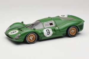 Ferrari 330 P4 #9 Verde Spa-Francorchamps 1967 Eagles Race 1:18 41007 Metal