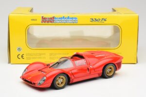 Ferrari 330 P4 Roșu 1967 Revell 1:18 48822 Metal - imaginea 8 din 8