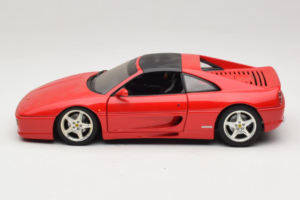 Ferrari F355 GTS Roșu UT Models 1:18 22111 Metal - imaginea 4 din 8