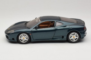 Ferrari 360 Modena Verde Închis Metalizat Bburago 1:18 3358-G2 Metal - imaginea 3 din 7