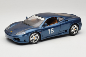 Ferrari 360 Modena #15 Ediție Limitată Albastru Metalizat Bburago 1:18 3358-F1 Metal
