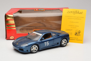 Ferrari 360 Modena #15 Ediție Limitată Albastru Metalizat Bburago 1:18 3358-F1 Metal - imaginea 8 din 8