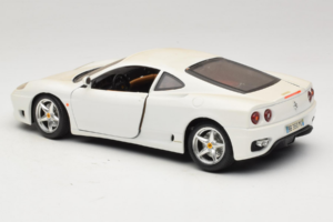 Ferrari 360 Modena Alb Bburago 1:18 3368-W1 Metal - imaginea 7 din 8