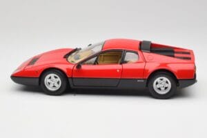 Ferrari 365 GT4/BB Roșu Kyosho 1:18 08173R Metal - imaginea 4 din 8