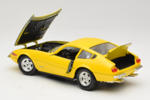 Ferrari 365 GTB/4 Daytona Galben Techno Giodi 1:18 40011-Y1 Metal - imaginea 4 din 7