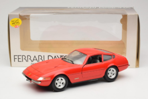 Ferrari 365 GTB/4 Daytona Roșu Techno Giodi 1:18 40011-P2 Metal - imaginea 8 din 8