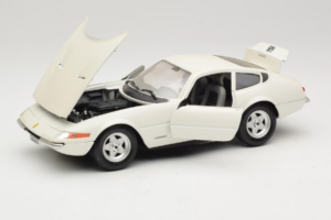 Ferrari 365 GTB/4 Daytona Berlina Alb Techno Giodi 1:18 74007 Metal - imaginea 2 din 8