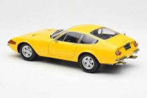 Ferrari 365 GTB/4 Daytona Galben Kyosho 1:18 08162Y Metal - imaginea 7 din 8