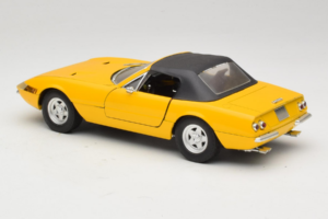 Ferrari 365 GTS Galben Cu Acoperiș Negru Solido 1:18 8018 Metal - imaginea 7 din 8
