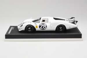 Ferrari 365 P2 #28 M. Gregory / J. Schlesser NART 24 Hours of Daytona 1967 Alb AB Models 1:18 REMC019 Rășină