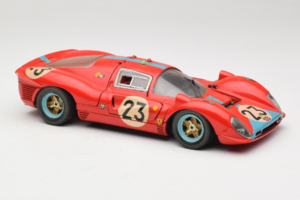Ferrari 412P #23 W. Mairesse / J. Beurlys Le Mans 1967 Roșu Revell 1:18 48826 Metal - imaginea 6 din 8