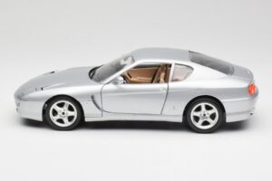 Ferrari 456 GT Argintiu Bburago 1:18 3036-M2 Metal - imaginea 4 din 8