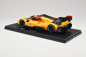 Ferrari 499P Hypercar AF Corse #83 R. Kubica / Y. Ye / R. Shwartzman 24 Hours of Le Mans 2024 Bburago 1:18 18-16313-83-VET Me - imaginea 7 din 9