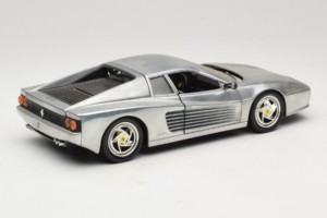 Ferrari 512M Chrome Silver Hot Wheels 1:18 25739 Metal - imaginea 3 din 8