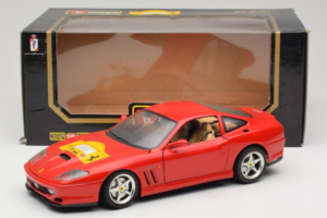 Ferrari 550 Maranello 22 Jahre Ferrari Model Club Roșu Bburago 1:18 3064-P2 Metal - imaginea 8 din 8