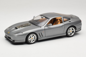 Ferrari 550 Maranello 25 Jahre Ferrari Model Club Argintiu Versiunea 2 Bburago 1:18 3064-S1 Metal