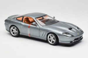 Ferrari 550 Maranello Gri Metallic Maisto 1:18 4839 Metal - imaginea 4 din 6