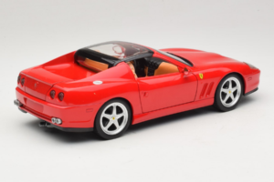 Ferrari 575M Superamerica Roșu Hot Wheels 1:18 J2858 Metal - imaginea 3 din 8